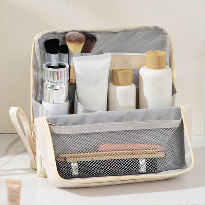 🔥Hot Sale🔥Stylish Handheld Partitioned Cosmetic Bag👜