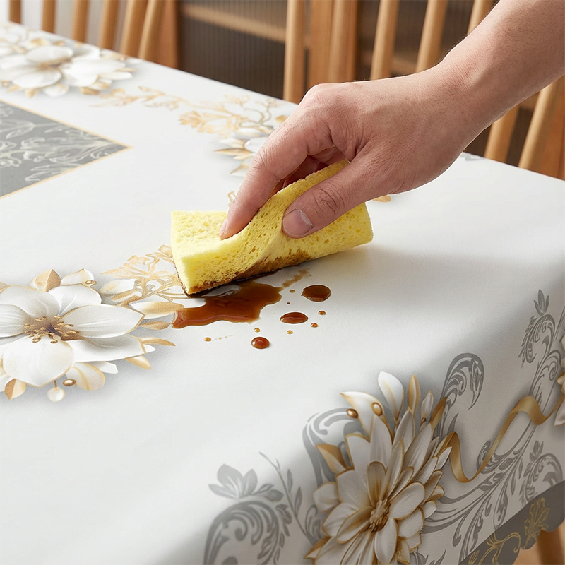 Elegant Waterproof Embossed Floral Tablecloth💮